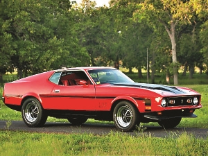 ford-mustang-mach-600